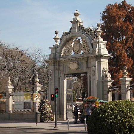 Cosy Apartment Prado Museum Madri Exterior foto